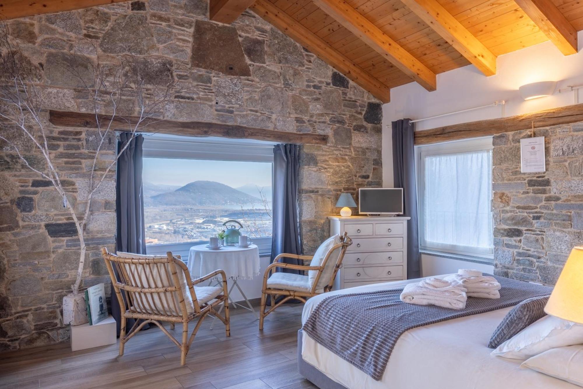 Il Riccio Di Ricciano Bed & Breakfast Casale Corte Cerro Exterior photo