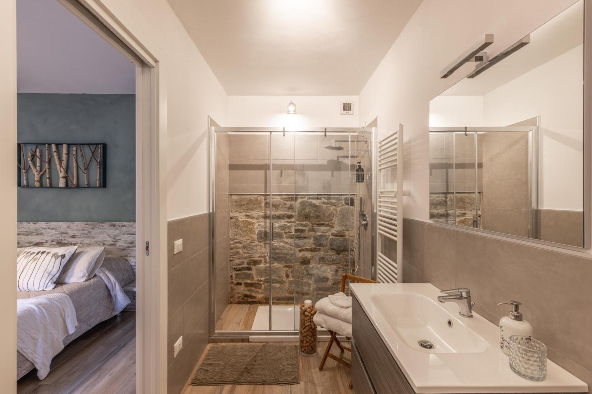 Il Riccio Di Ricciano Bed & Breakfast Casale Corte Cerro Exterior photo